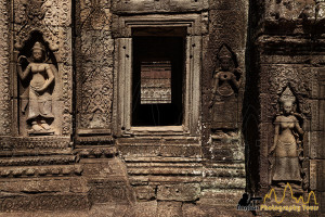 Devatas in Banteay Kdei temple