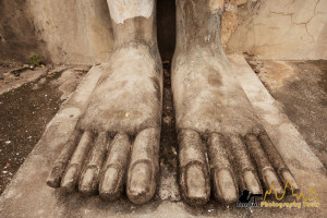 Buddha feet at Wat Saphan temple 