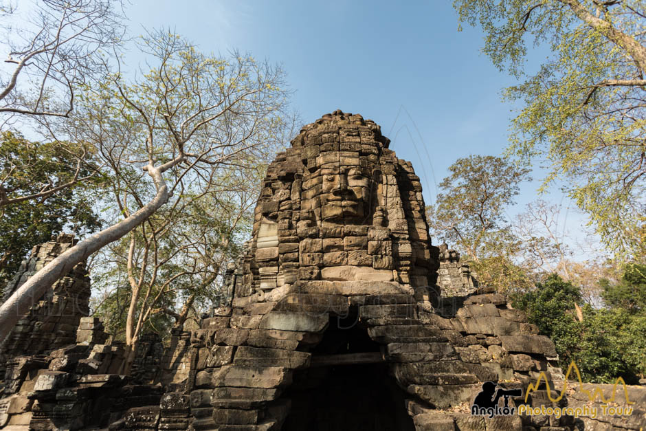 banteay chhmar face tower