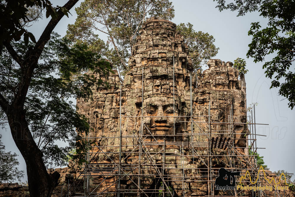angkor thom takaov gate, Archaeology Cambodia