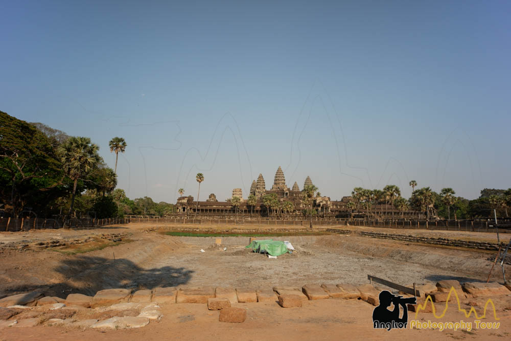 Cambodia archaeology,angkor wat northern pond