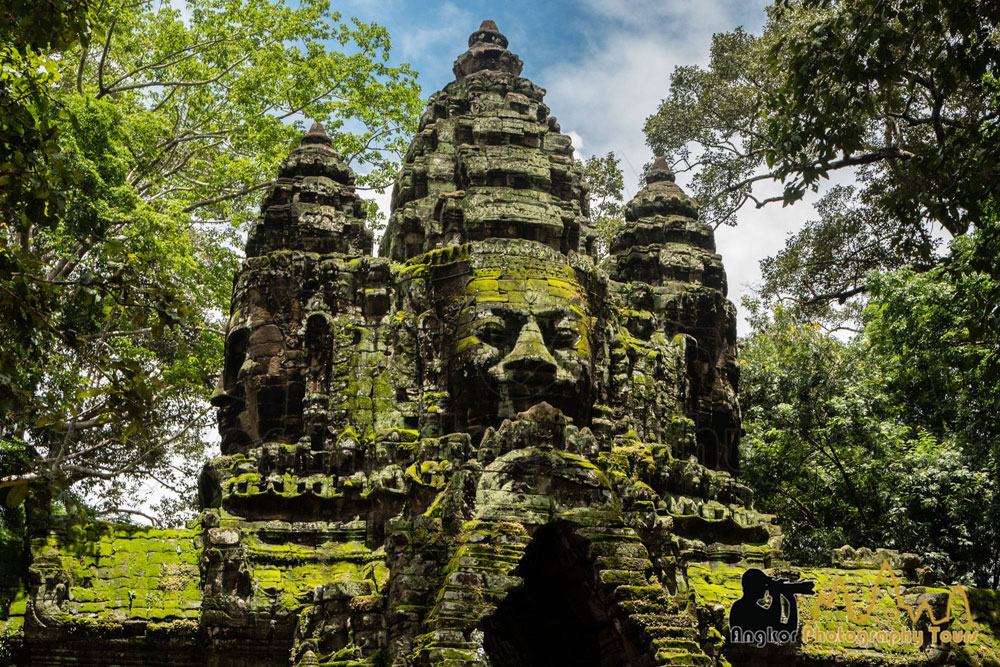 angkor gate angkor thom green season