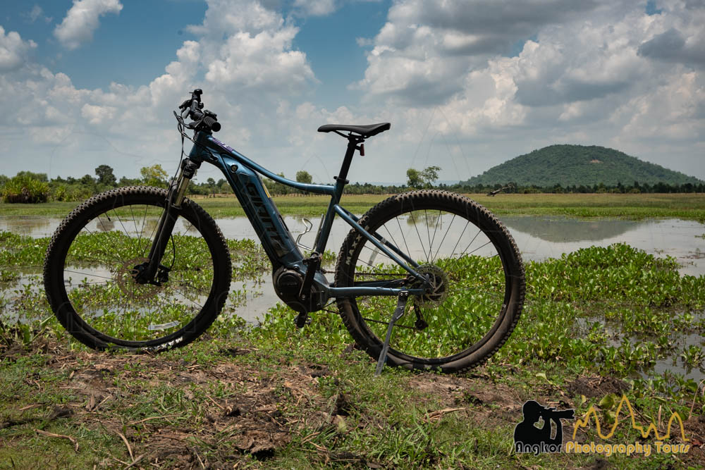 angkor cycling tour