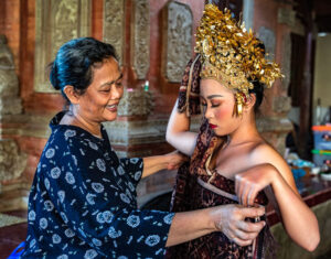 tenganan traditional dancer