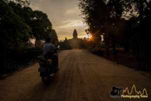 bakong temple cambodia entrance